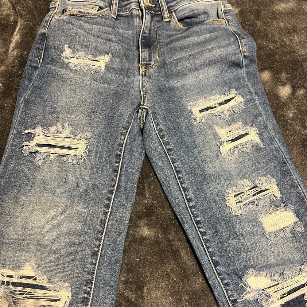 Euc Judy Blue bootcut distressed jeans. All holes are patched